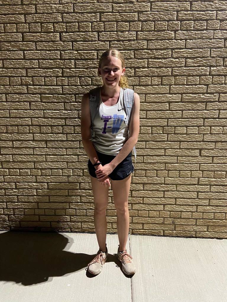 Kaylee Peterson sets Ridge and Valley Conference Track Meet record in 400m